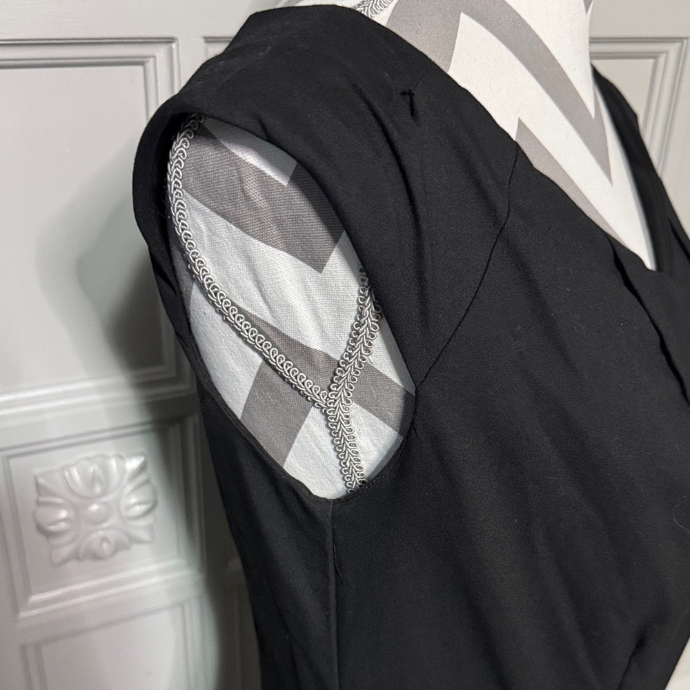 Mossimo Elegant Black Sleeveless Dress Size 6 - Picture 6 of 13